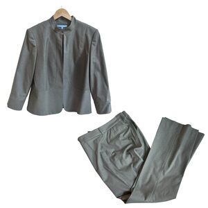 Antonio Melani Sage Green 3/4 Sleeve Band Collar Womens Size 14 Pant Suit